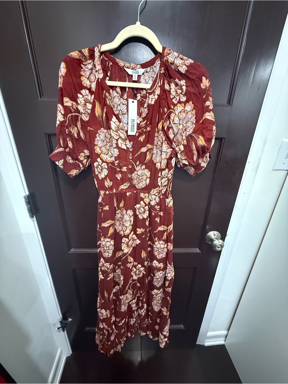 BB Dakota by Steve Madden Burgundy Floral Puff-Sleeve Midi Dress